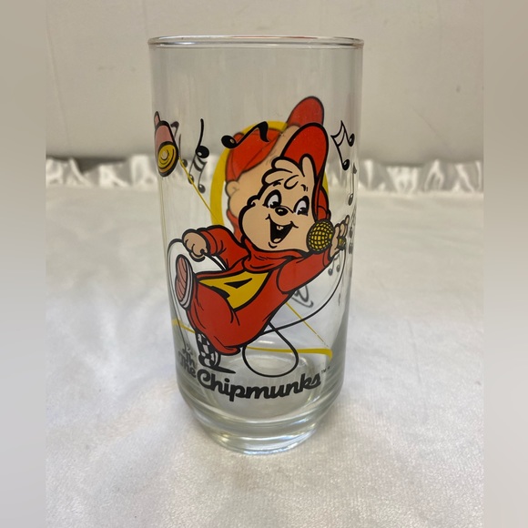 Vintage, 1985 Alvin and the Chipmunks " Alvin " Drink Glass - Picture 1 of 12